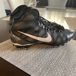 Nike Flyweave football Cleats